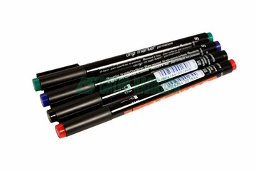 Маркер 09-3995-9 ∙ Набор маркеров E-140 permanent 0.3 мм (для пленок и ПВХ) набор: черный, красный, зеленый, синий